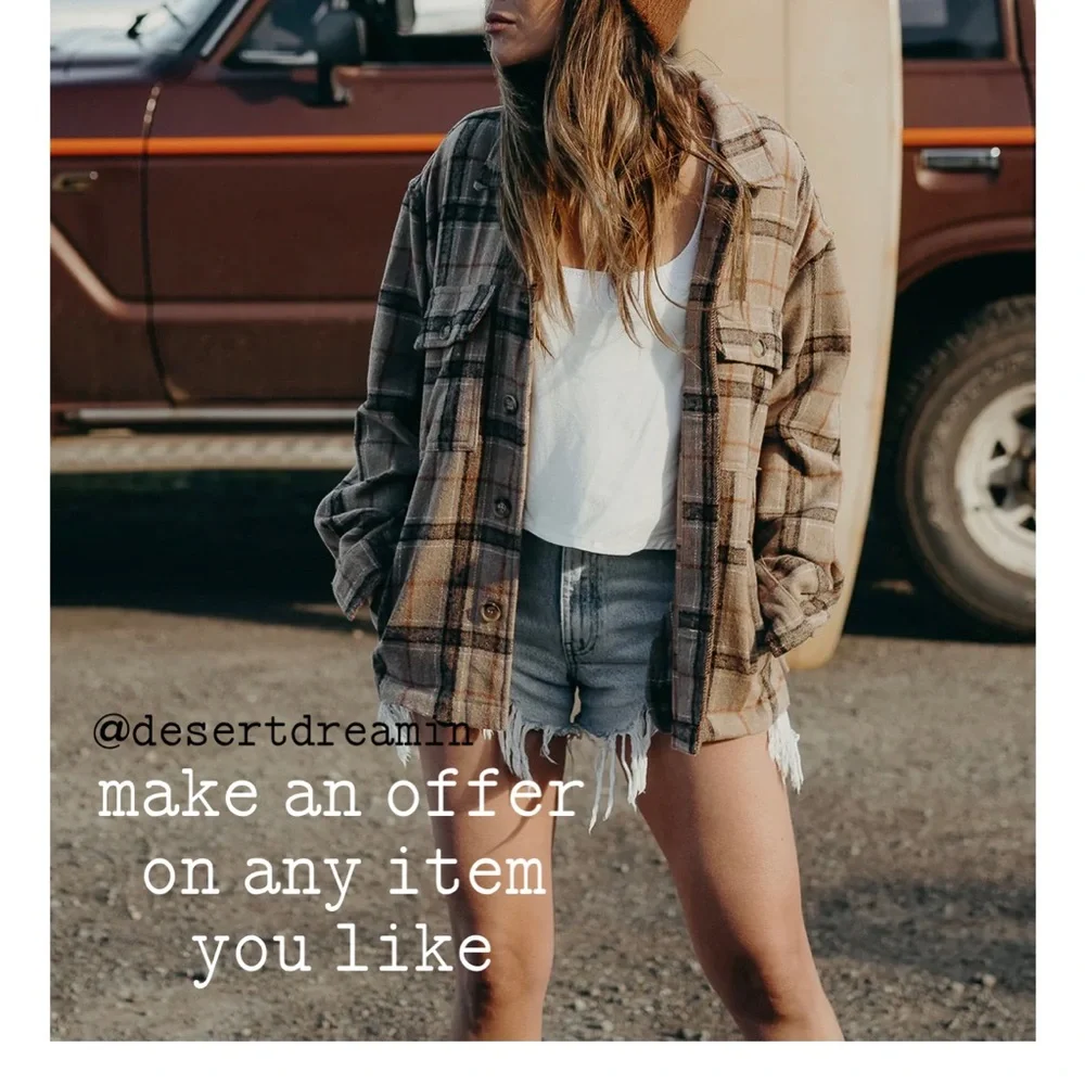 ☾ AE cropped tank top bundle - Picture 5 of 5